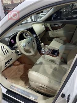 انفنتي QX70